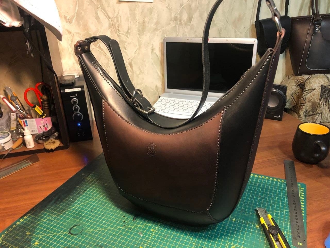 Выкройка кожаной женской сумки Boho bag