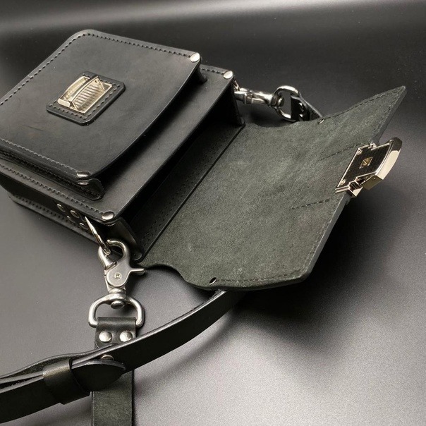 Выкройка мессенджер от Leathercraft Berlin